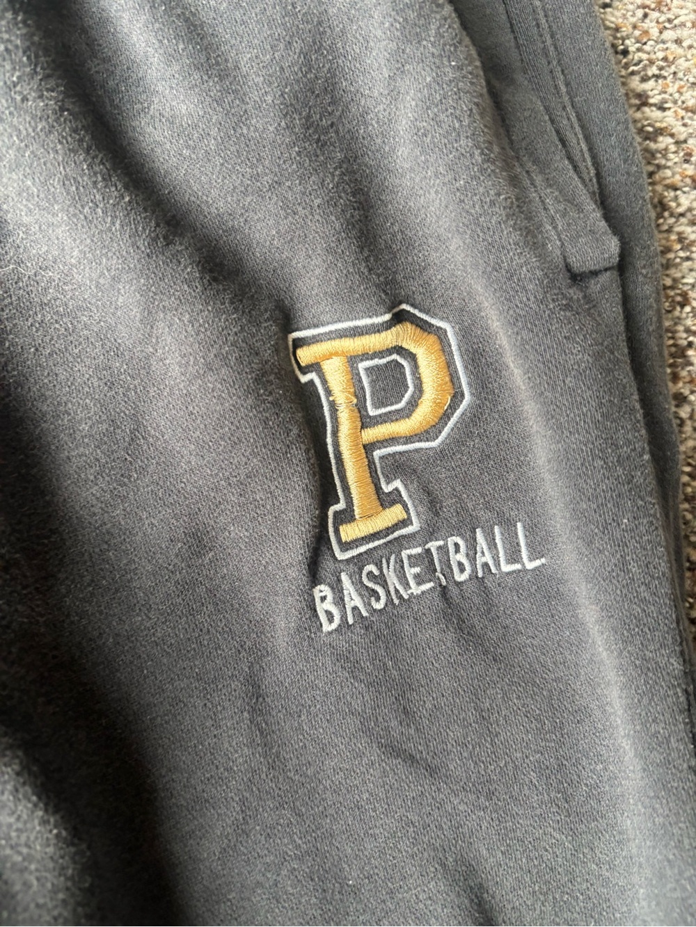 Under Armour P Basketball Joggers Sweatpants Black Fleece Large - Picture 2 of 6